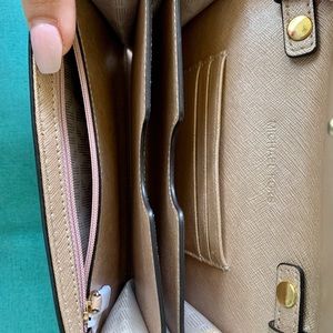 Michael Kors Crossbody - Rose Gold